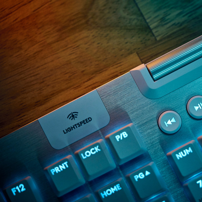 Logitech G915 X Lightspeed Wireless Gaming Toetsenbord Wit Qwerty detail