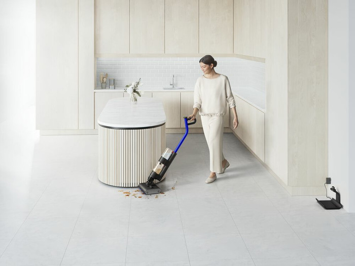 Dyson Wash G1 product in use