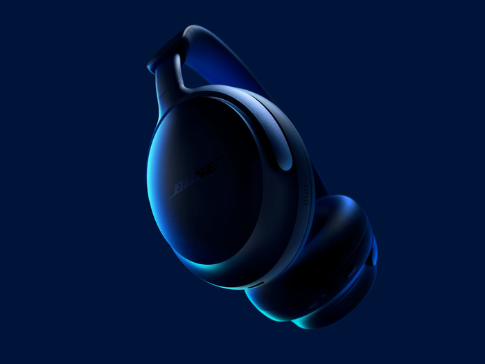 Bose QuietComfort Ultra Headphones Blue product in use