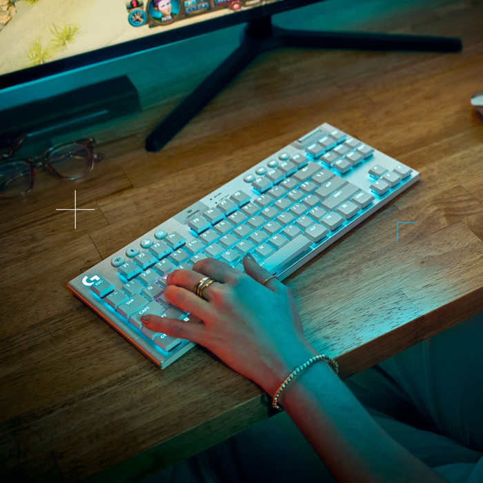 Logitech G915 X LIGHTSPEED TKL Wireless Gaming Keyboard White AZERTY visual supplier