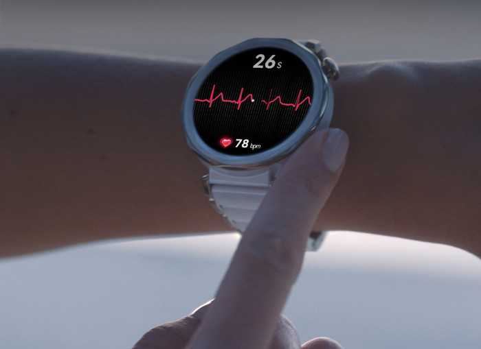 Huawei Watch GT5 Pro 46mm Gray/Black product in use