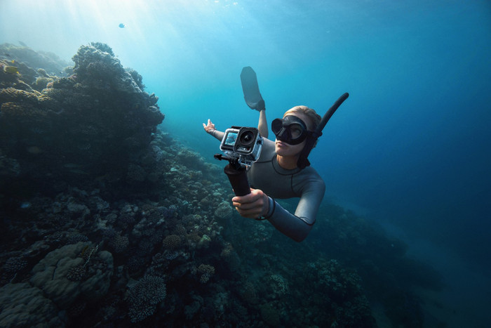 DJI Osmo Action 5 Pro Adventure Combo product in gebruik