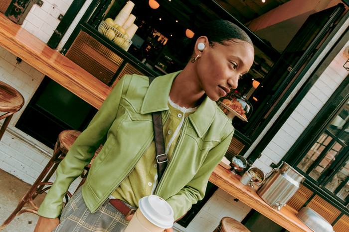 Bose QuietComfort Earbuds Cream product in use