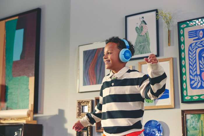 JBL JR470NC Bleu produit à l'usage