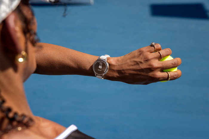 Garmin Lily 2 Active Goud product in gebruik