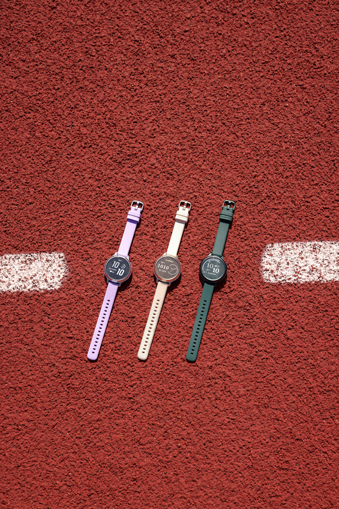 Garmin Lily 2 Active Goud product in gebruik