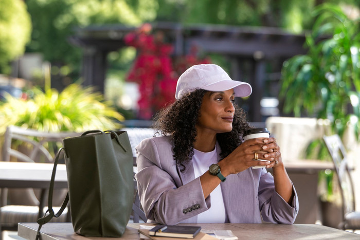 Garmin Lily 2 Active Green product in use