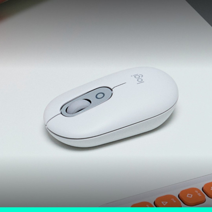 Logitech POP Wireless Mouse White product in use