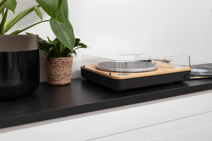 House of Marley Stir It Up Stofkap product in gebruik
