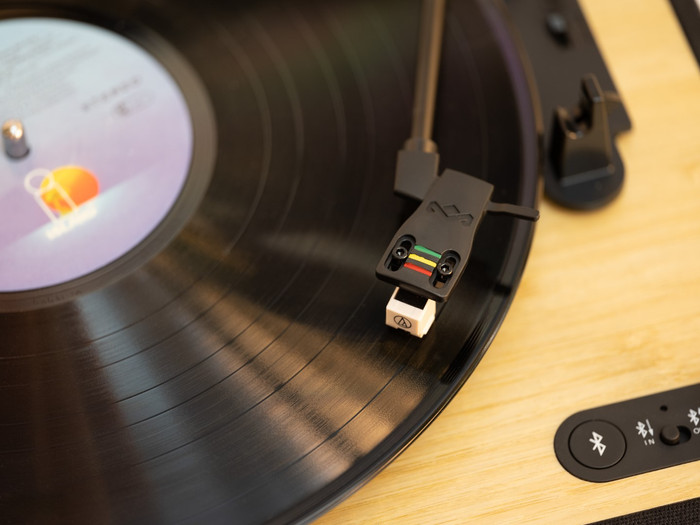 House of Marley Revolution BT product in gebruik