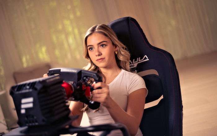 Next Level Racing Formula Lite Pro Cockpit product in gebruik