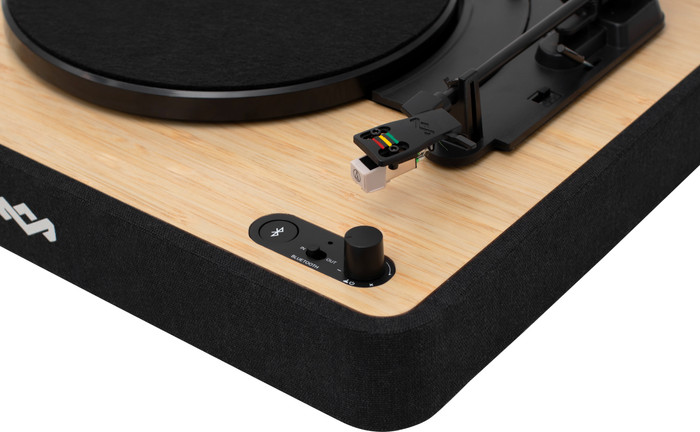 House of Marley Revolution BT detail