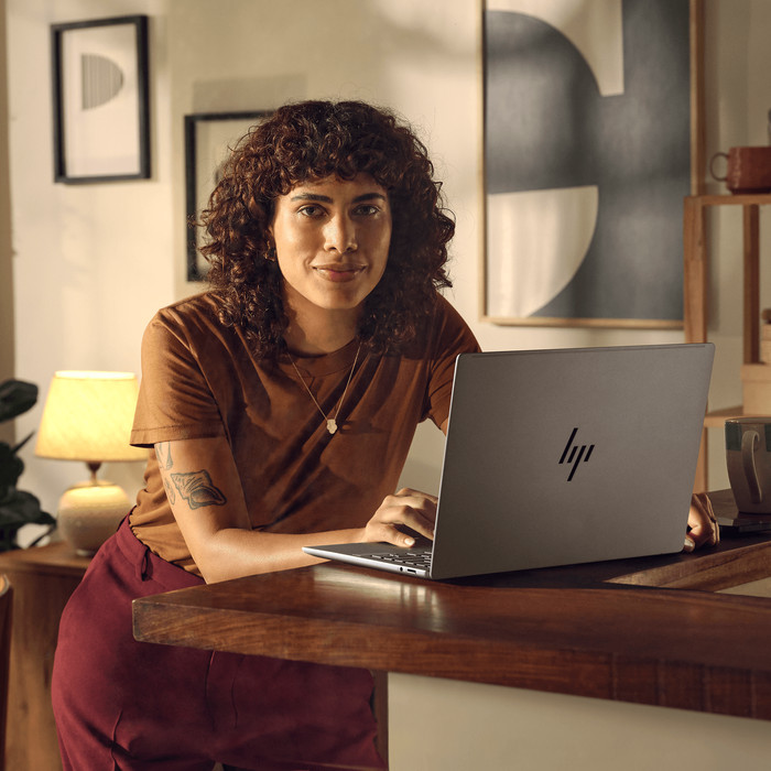 HP OmniBook X 14-fe0150nd Copilot+ PC product in gebruik