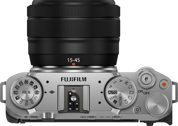 Fujifilm X-M5 Silber + XC 15-45mm f/3.5-5.6 OIS PZ oberseite