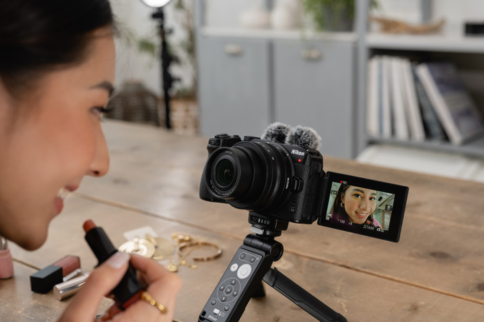 Nikon Z30 + 18-140mm f/3.5-6.3 VR visual leverancier