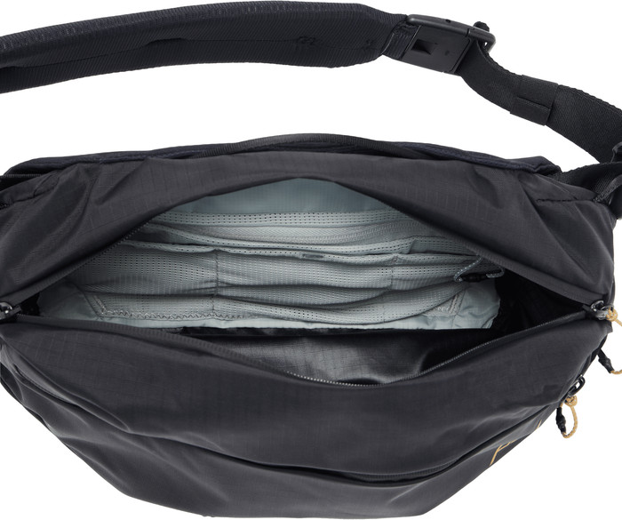 Peak Design Outdoor Sling 7L Zwart bovenkant