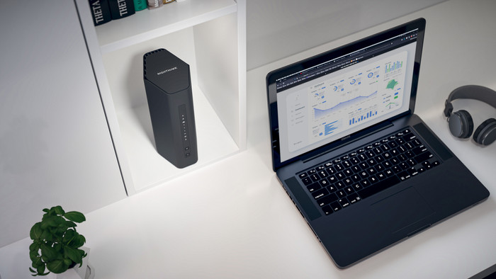NETGEAR Nighthawk RS200 product in use