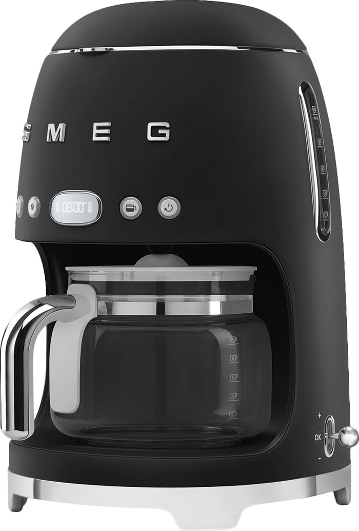 Smeg DCF02BLMEU Mat Zwart rechterkant