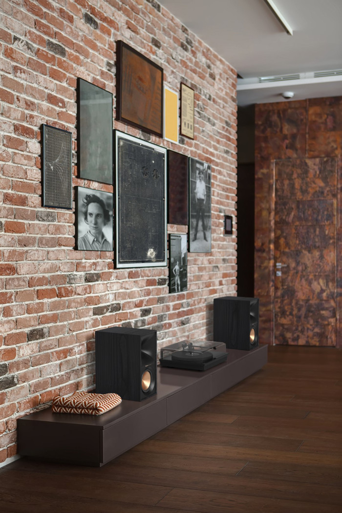 Klipsch R-60M (per paar) product in gebruik
