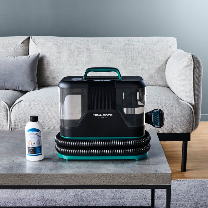 Rowenta Clean It IN5020 product in use