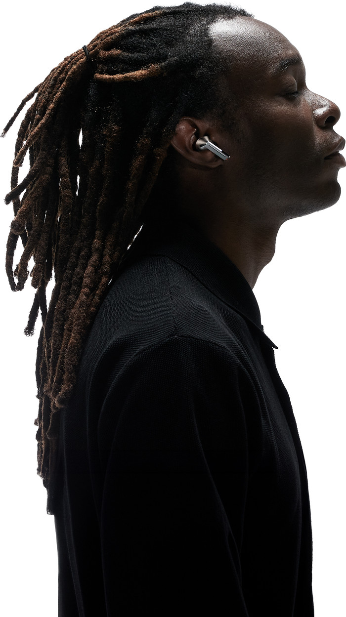 Samsung Galaxy Buds3 Pro Silber produkt in gebrauch