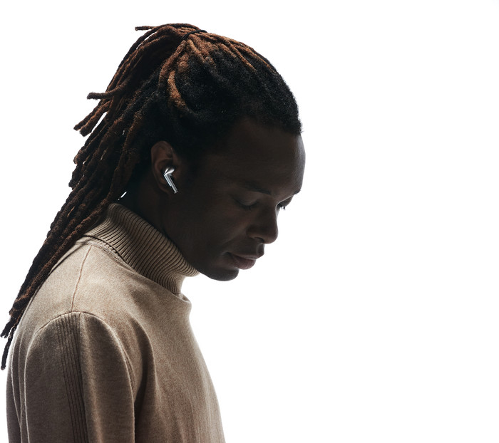 Samsung Galaxy Buds3 Pro Silber produkt in gebrauch