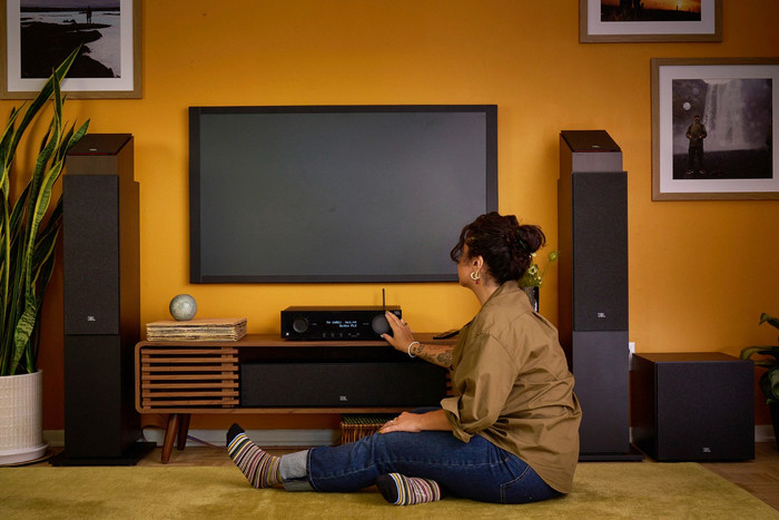 JBL MA310 Zwart detail