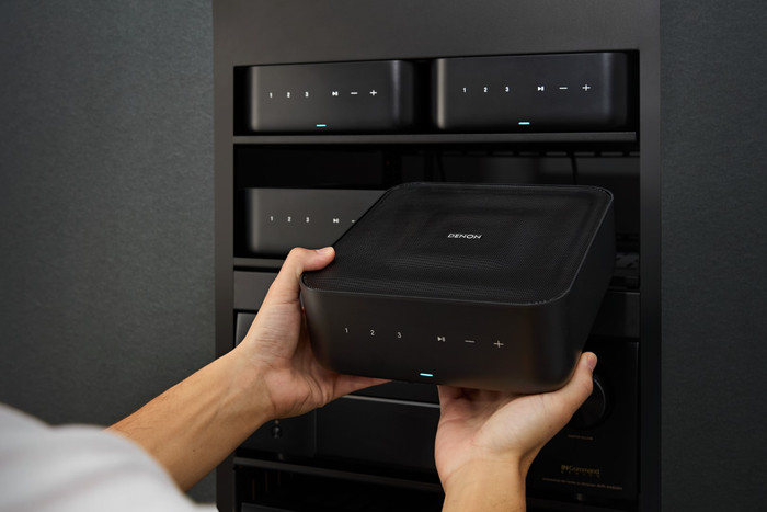 Denon Home Amp product in gebruik