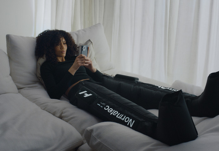 Hyperice Normatec Premier Standard produkt in gebrauch