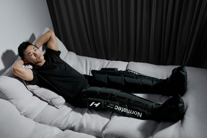Hyperice Normatec Premier Standard produkt in gebrauch