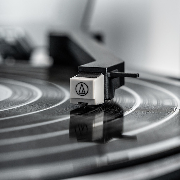 Victrola Automatic Black product in use