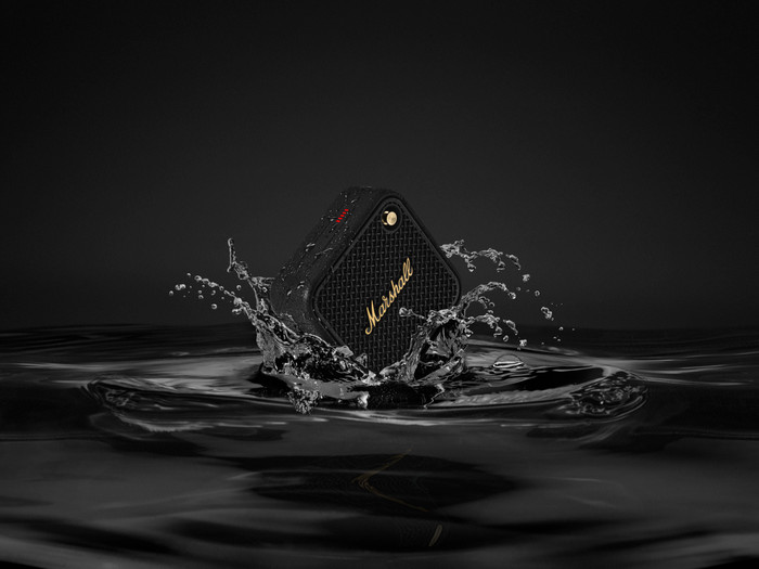 Marshall Willen II BT Black & Brass product in use