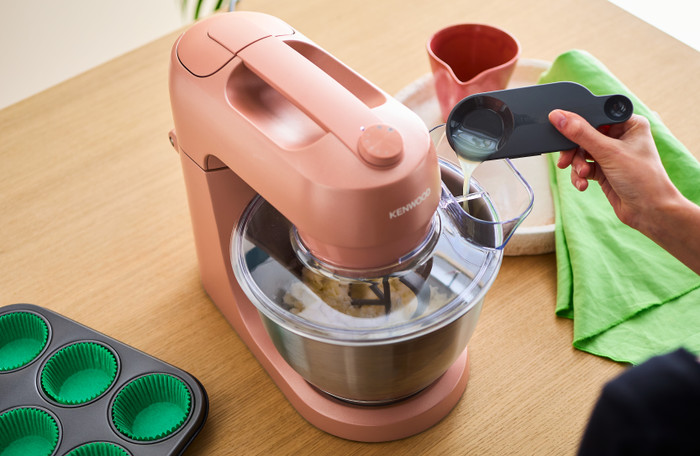 Kenwood Go KZM35RD Clay Red product in use