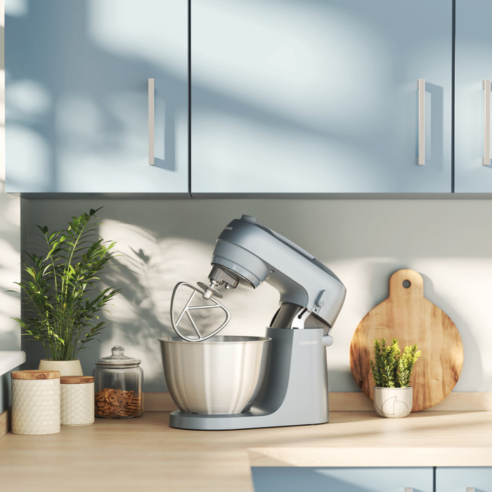 Kenwood Go KZM35GY Storm Blue product in use