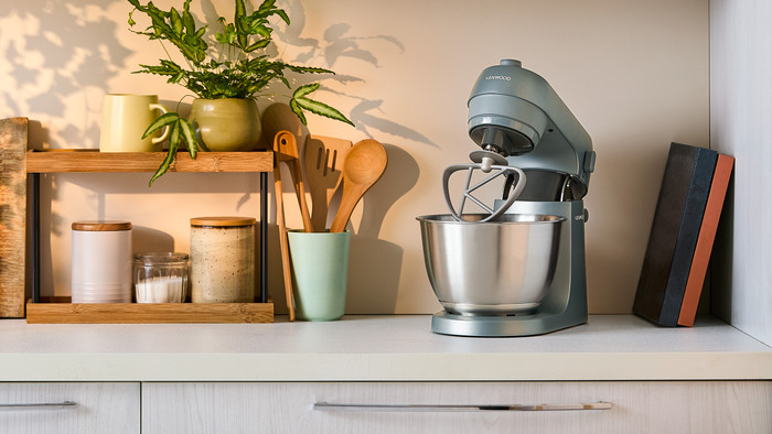 Kenwood Go KZM35GY Storm Blue product in use