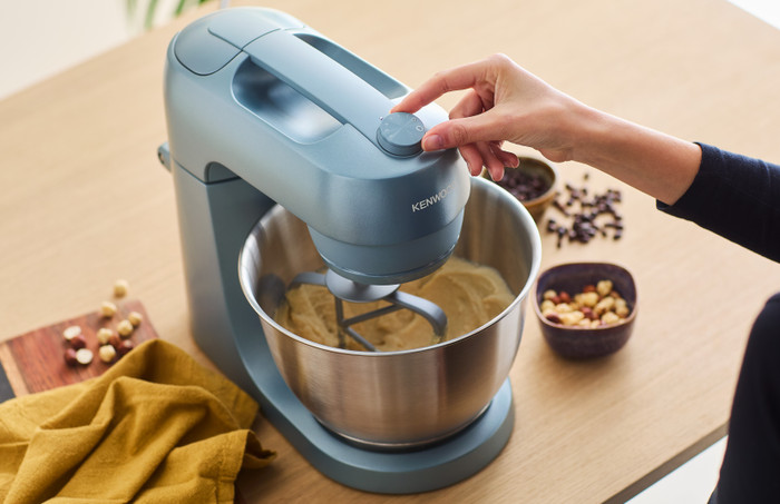 Kenwood Go KZM35GY Storm Blue product in use