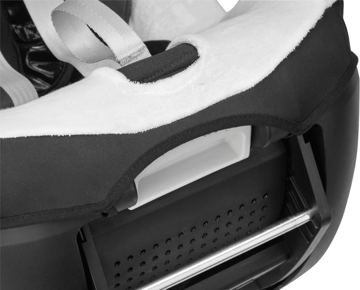 Maxi-Cosi Kindersitzbezug Mica Eco produkt in gebrauch