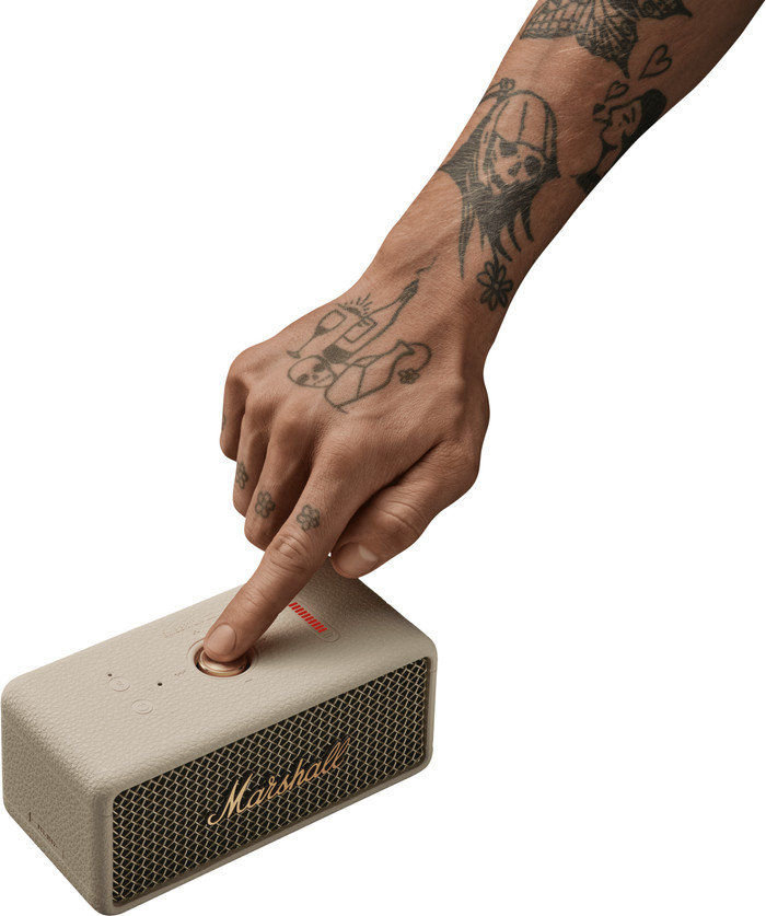 Marshall Emberton III BT Crème product in gebruik