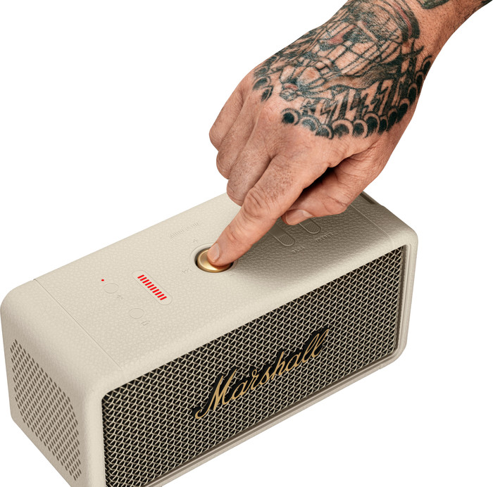Marshall Middleton Crème product in gebruik