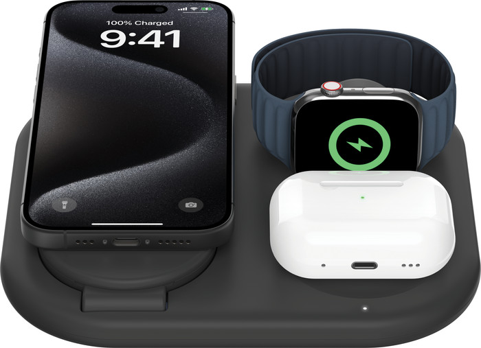 Belkin Boost Charge MagSafe en Qi2 3-in-1 Draadloze Oplader 15W met Standaard Zwart voorkant