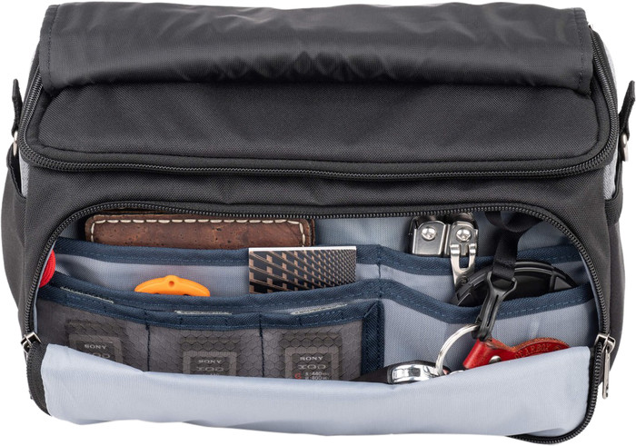 Think Tank Mirrorless Mover 25 Cool Grey bovenkant