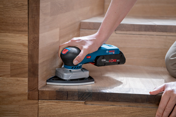 Bosch Professional GSS 18V-13 8,0 Ah ProCORE Accu (2x) Starterspakket product in gebruik