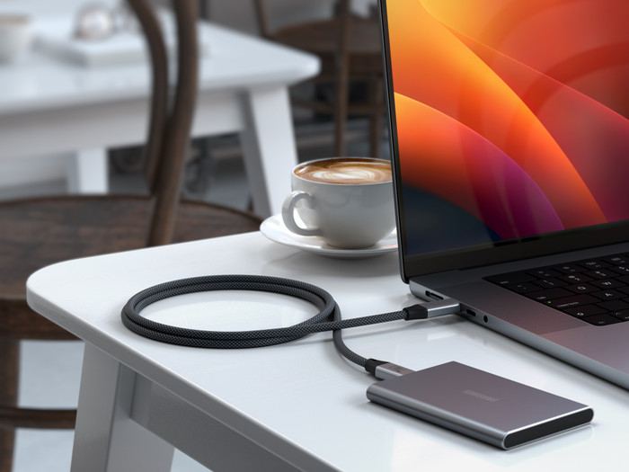 Satechi USB4 Pro Cable 1.2m visual supplier