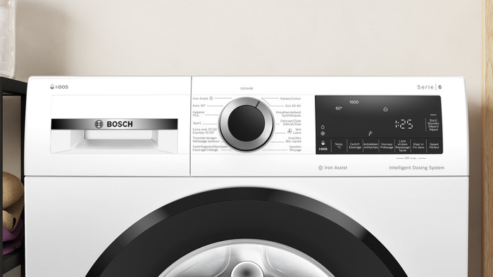 Bosch WGG246FCFG i-DOS + Bosch WQG245D1FG product in use