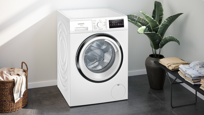 Siemens WM14N2M4FG smartFinish product in use