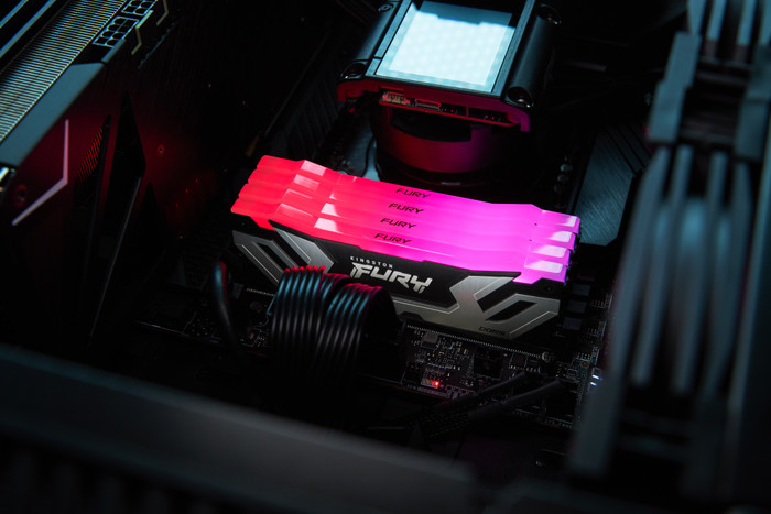 Kingston FURY Renegade RGB 48 Go (2 x 24 Go) DDR5 CUDIMM 8400 MT/s CL40 XMP visuel fournisseur