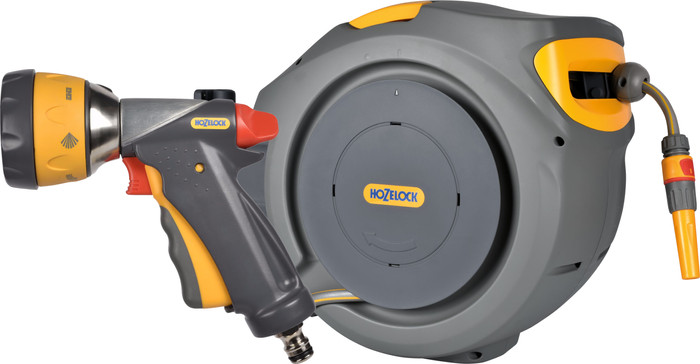 Hozelock Auto Reel 20m + Hozelock Multi Spray Ultramax Main Image