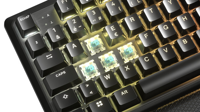 CORSAIR K70 PRO TKL Magnetic Mechanical Gaming Keyboard detail