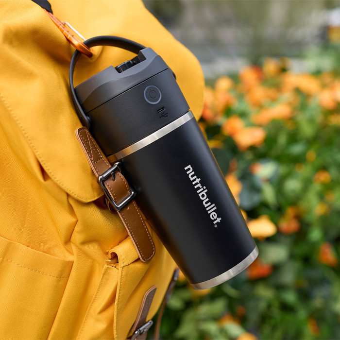 nutribullet Flip Stainless Steel Black product in gebruik
