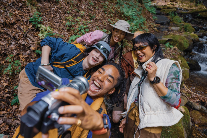 Garmin Instinct 3 50mm Black product in use